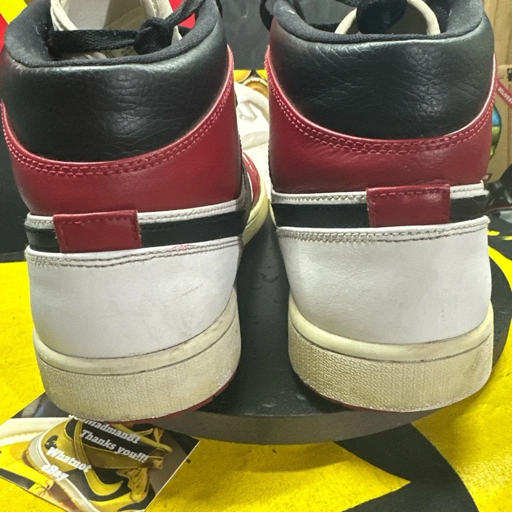Nike Jordan 1 Retro Chicago 2020 size 12 - Picture 4 of 5